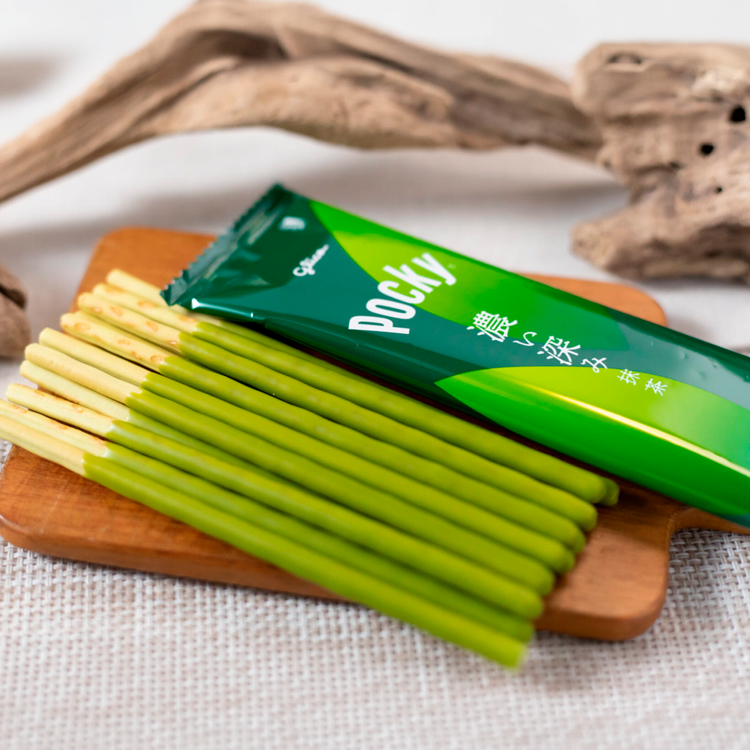 GLICO Pocky Matcha (2 porciones)